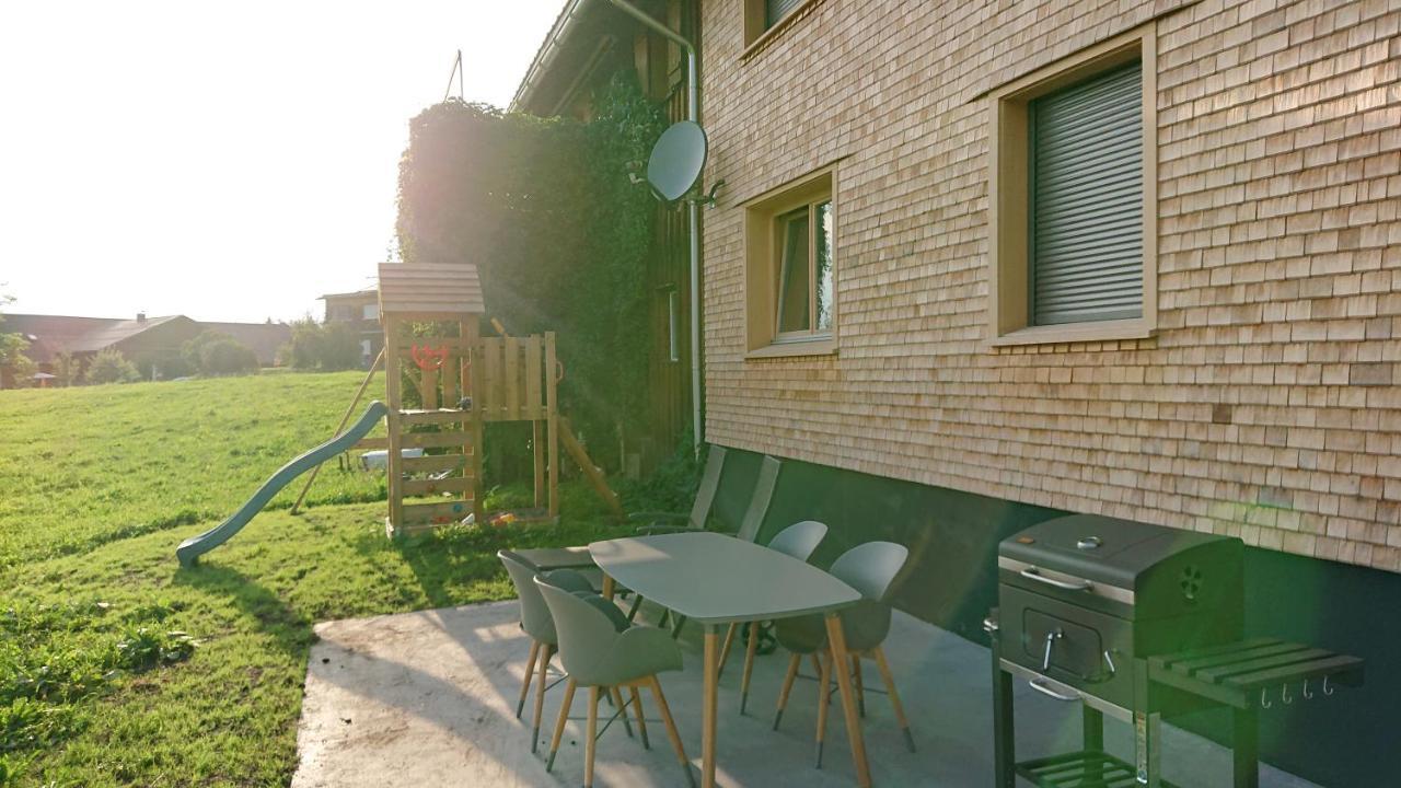 Apartamento Hus Bündt Krumbach  Exterior foto